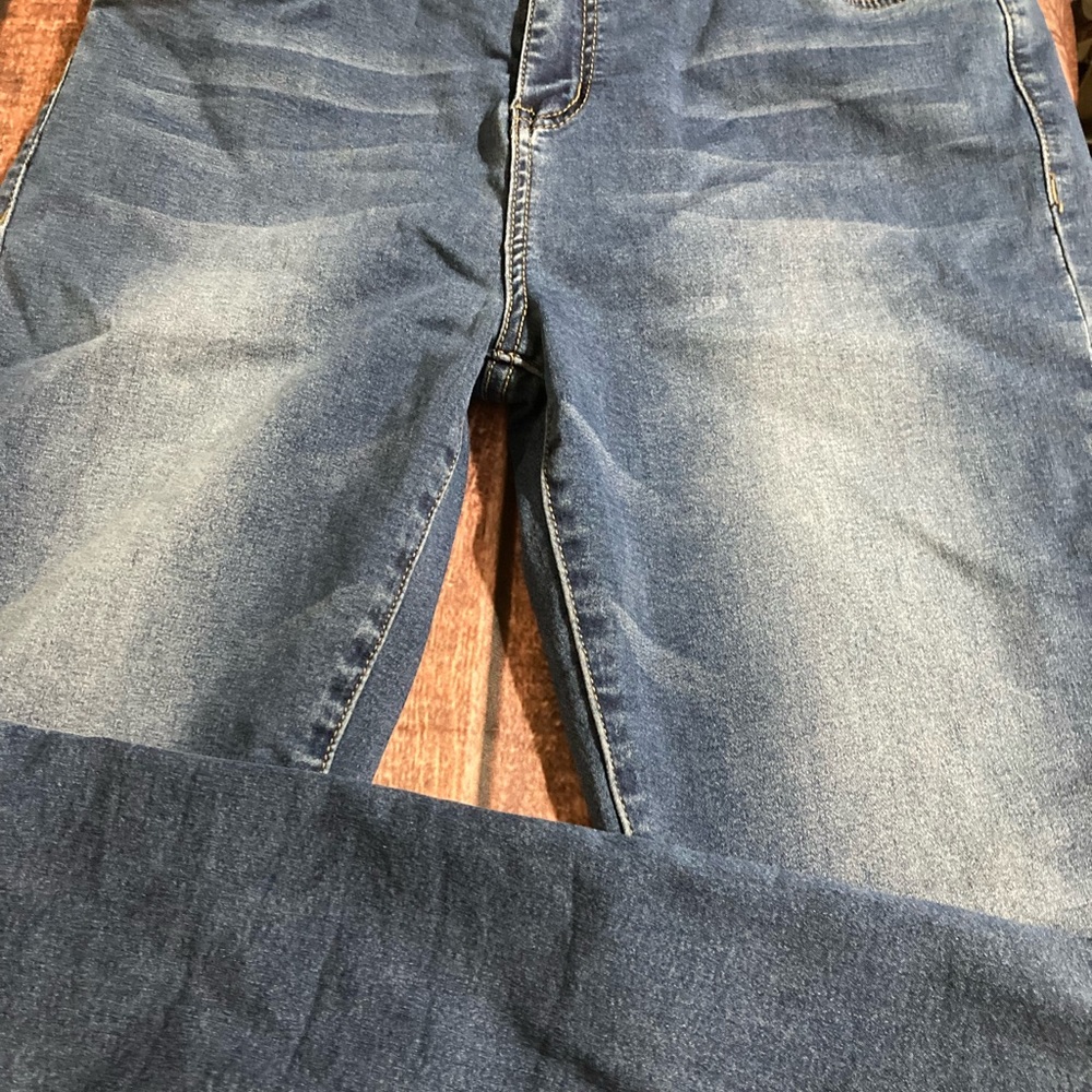 YMI Hyper Denim Size Large